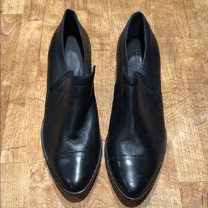 Bernardo Black Leather shoes